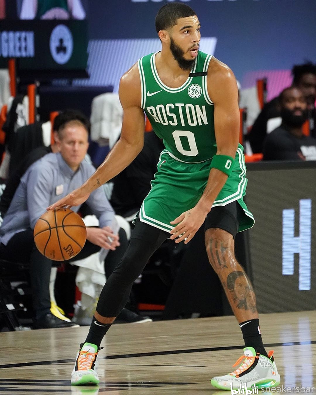 体采访时坦 体采访时坦