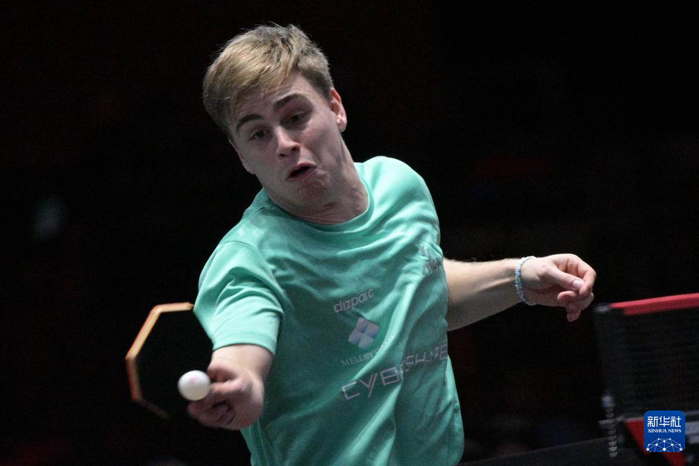 境下的合作 境下的合作