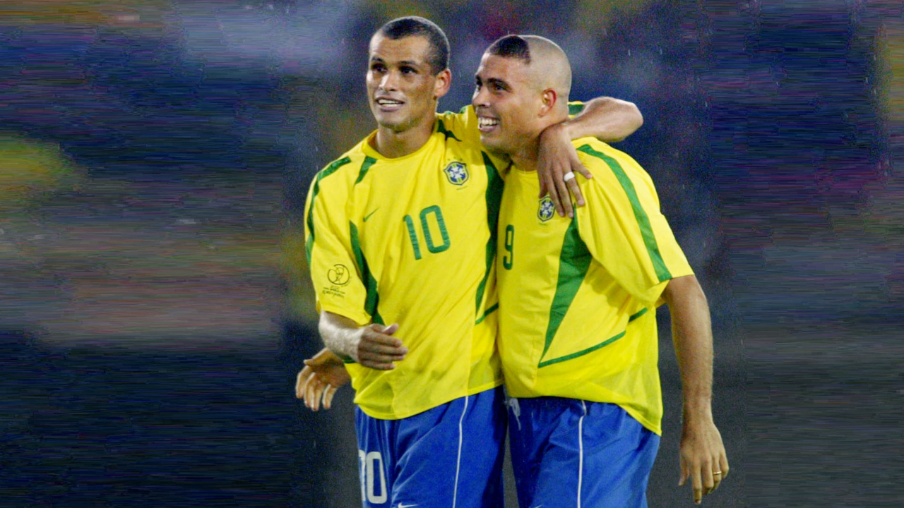 足球产业发 足球产业发